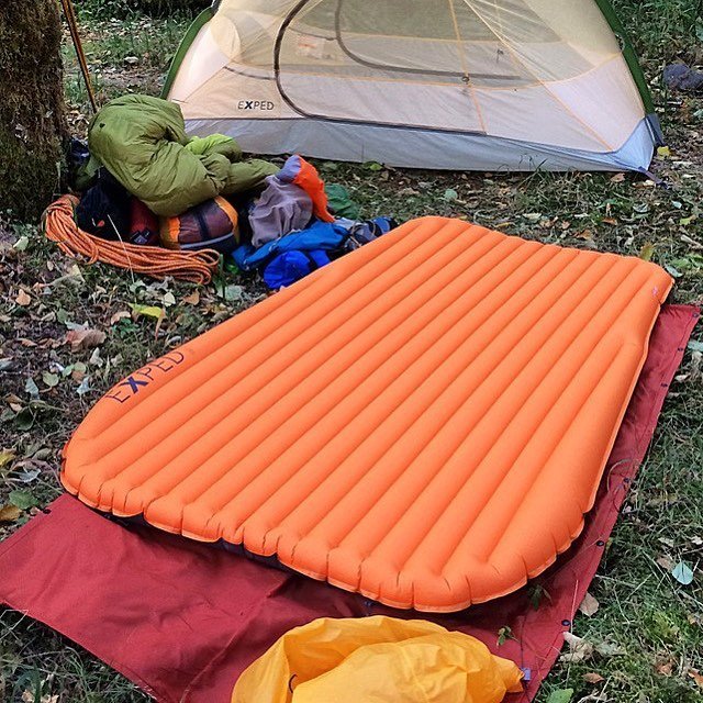 sleeping bed and tent