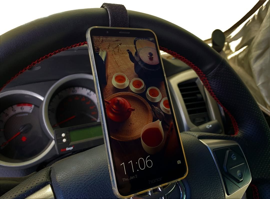 phone in car